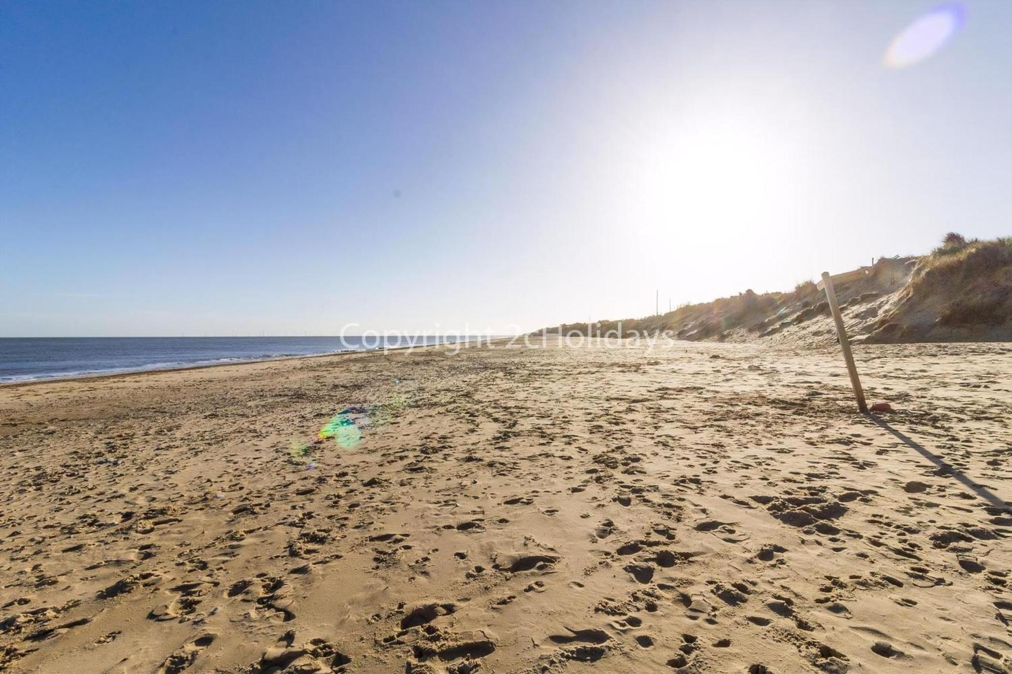 Great 3 Bedroom Chalet To Hire With In Hemsby, Great Seaside Break! Ref 18194B Luaran gambar